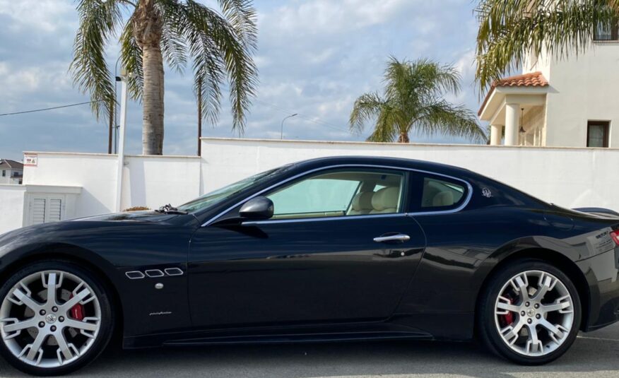 Maserati Granturismo – 2010