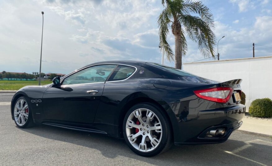 Maserati Granturismo – 2010