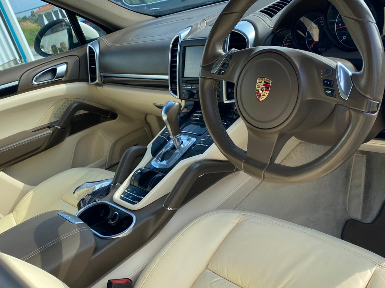 Porsche Cayenne – 2011