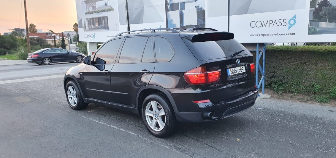 BMW X5 Series E70 2013