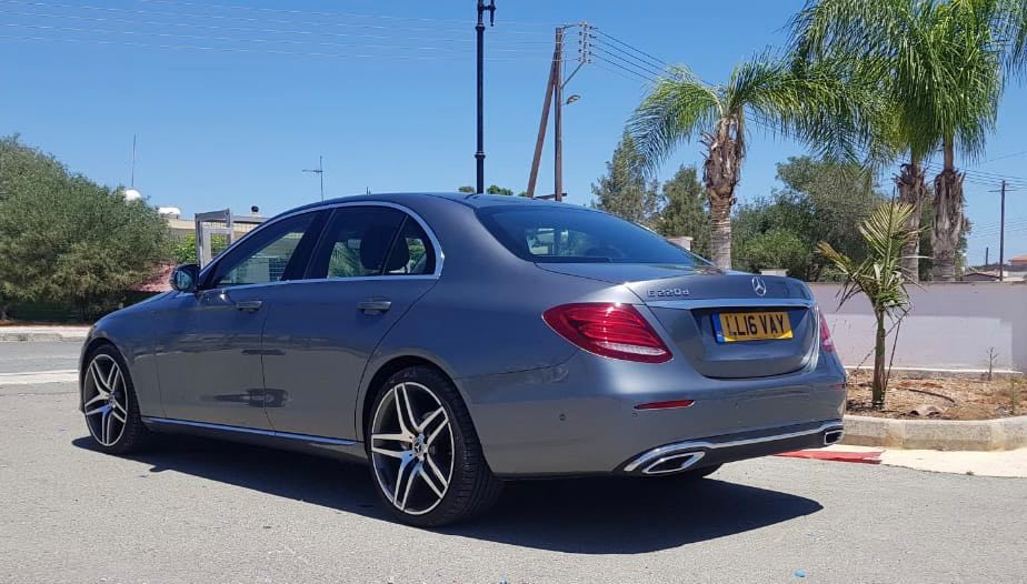 Mercedes-Benz E220 CDI AMG 2016