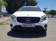 Mercedes-Benz GLA180 AMG 2019