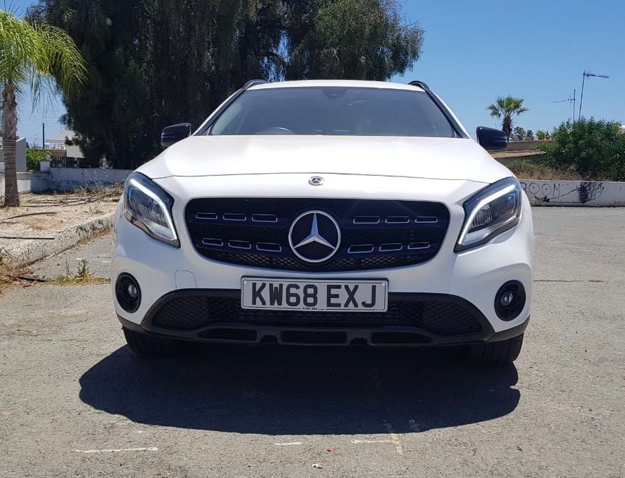 Mercedes-Benz GLA180 AMG 2019