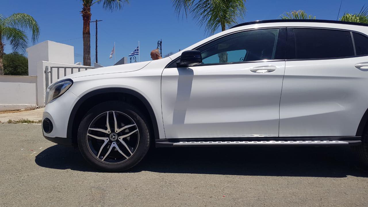 Mercedes-Benz GLA180 AMG 2019