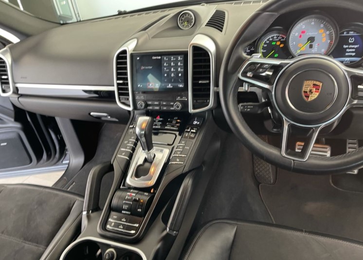 Porsche Cayenne 2017