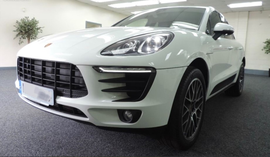 Porsche Macan 2015
